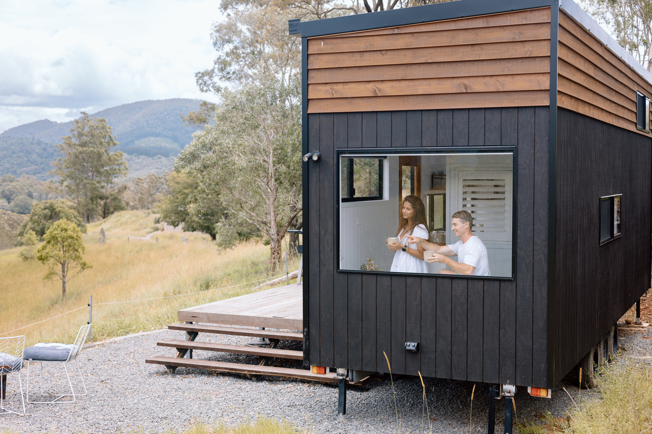 The Cabin@KC - Luxe Brand New Tiny Home. Set On 60 acres In The Beautiful Sunshine Coast Countryside - Alora Holiday Homes