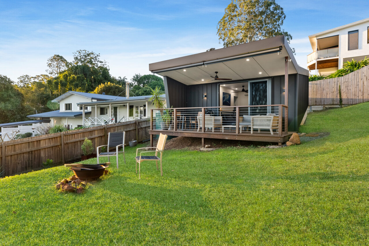 Pet-Friendly Tiny Home Retreat in Leafy Bli Bli - Alora Holiday Homes