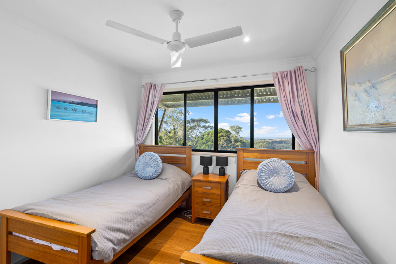 Blackall Bliss – Panoramic Luxury in the Heart of Mapleton - Alora Holiday Homes Blackall Bliss – Panoramic Luxury in the Heart of Mapleton - Alora Holiday Homes