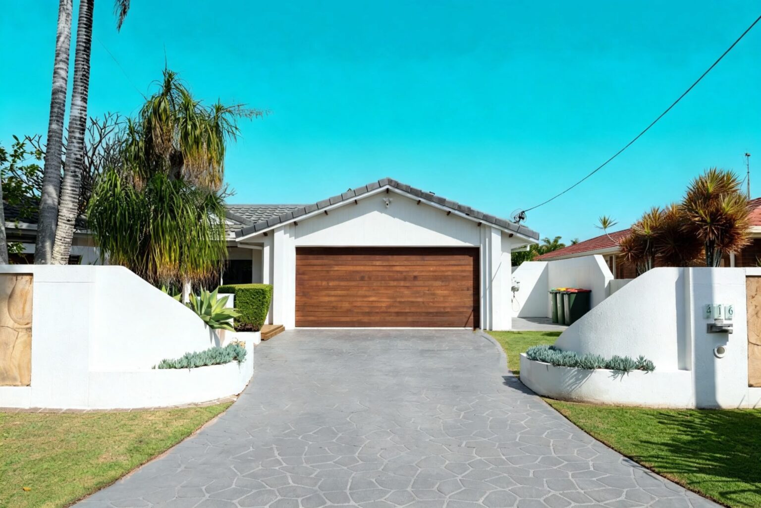 Home - Alora Holiday Homes